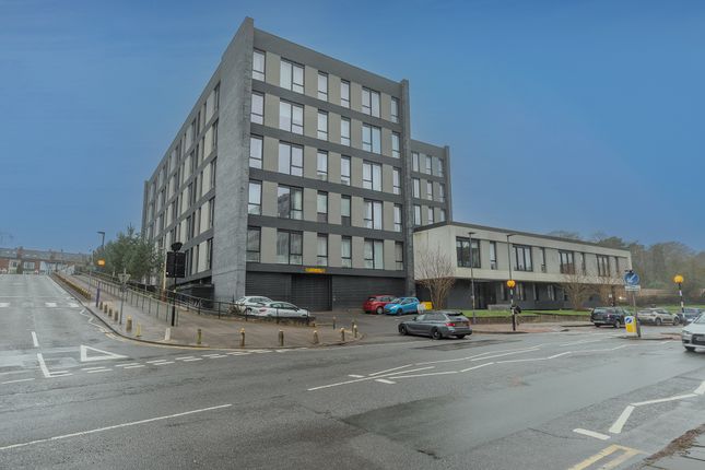 1 bed property, in Bournville Lane, £150,000