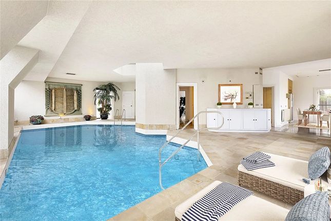 8 bed property, in Hyde Park Gate, £13,999,000