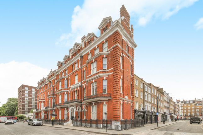 2 bed property, in Upper Berkeley Street, £1,175,000