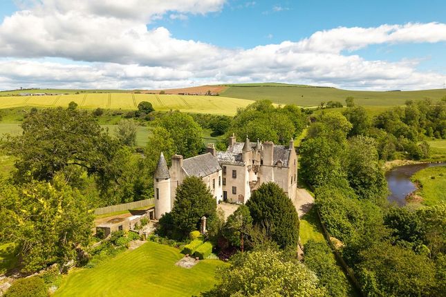 6 bed property, in Inverbervie, £950,000