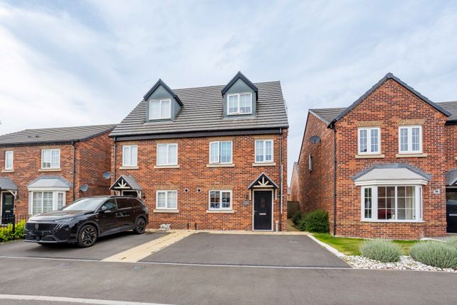 3 bed property, in Ombler Drive, £240,000