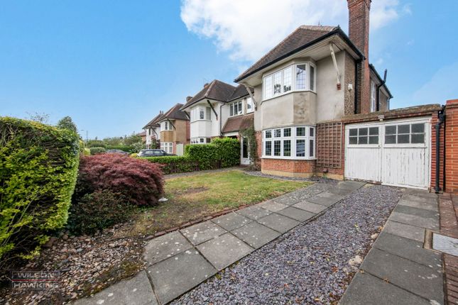 3 bed property, in Whitmore Road, £925,000
