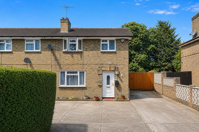 3 bed property, in Maple Avenue, £525,000