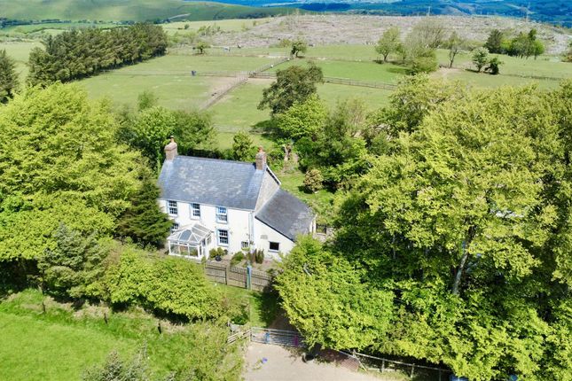 4 bed property, in Lledrod, £640,000