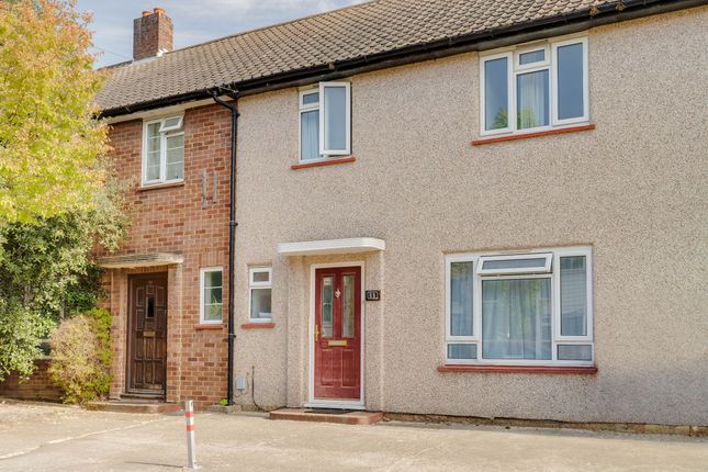 3 bed property, in Graham Road, £825,000