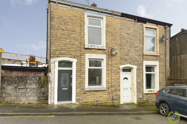 2 bed property, in Ashworth Street, £75,000