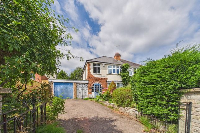 3 bed property, in Leicester Road, £330,000
