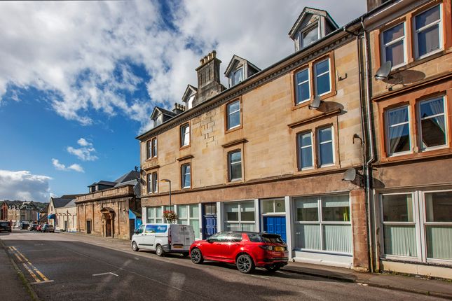 2 bed property, in 1D Burnbank Terrace, £180,000