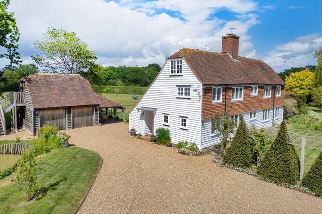 5 bed property, in Smarden, £1,395,000