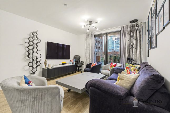 2 bed property, in Viscount House, £550,000