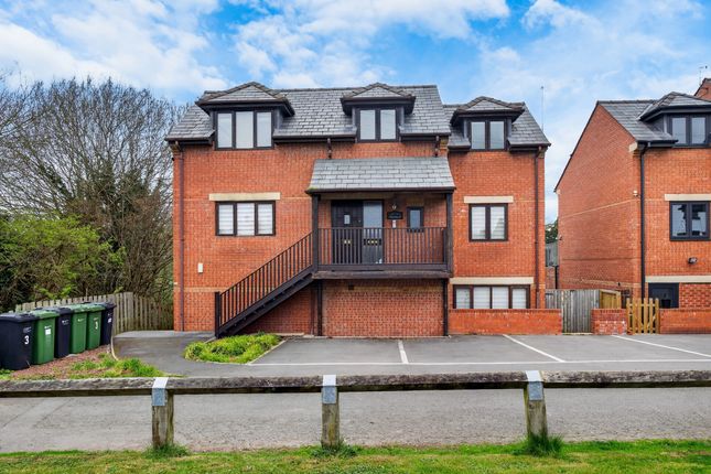 5 bed property, in Villa Street, £350,000