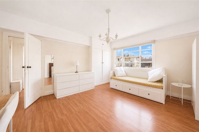 Studio, in West End Lane, £200,000