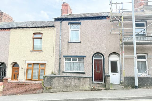 2 bed property, in 62 Greengate Street, £25,000