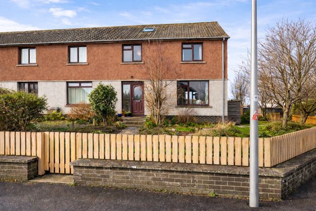 3 bed property, in Shoolbraids, £280,000