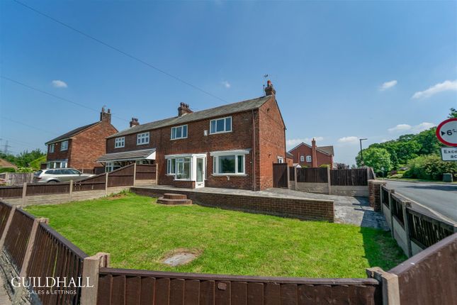 3 bed property, in Clifton Lane, £325,000