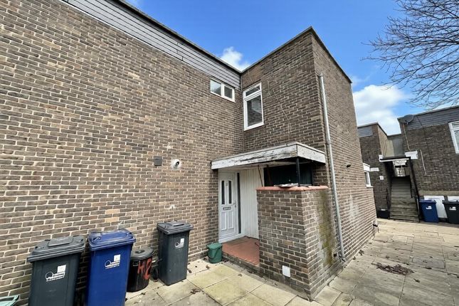 3 bed property, in Farman Grove, £440,000