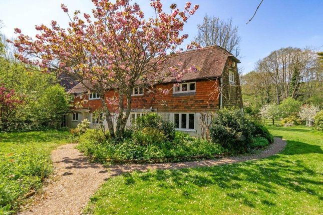 4 bed property, in Churchsettle Lane, £825,000