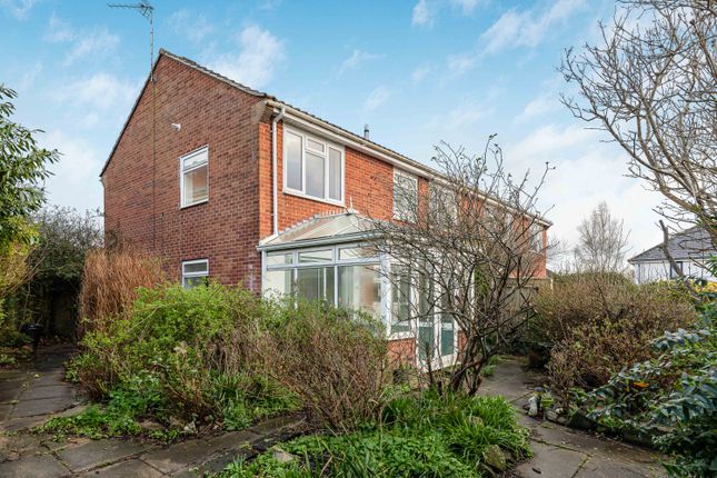 3 bed property, in Manor Park, £270,000
