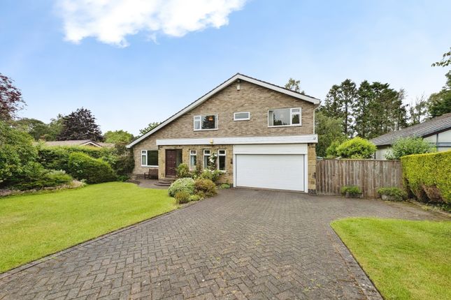 4 bed property, in Windsor Place, £600,000