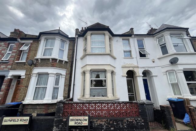 4 bed property, in Brownlow Road, £495,000