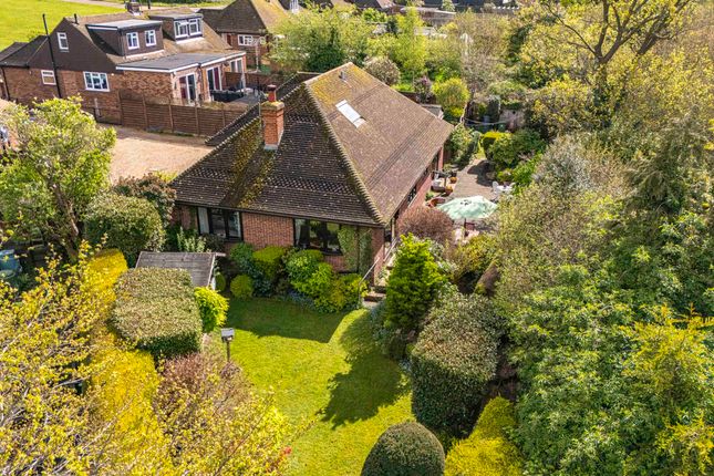 3 bed property, in West Ridge, £865,000