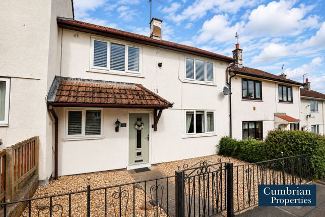 3 bed property, in Crossways, £165,000