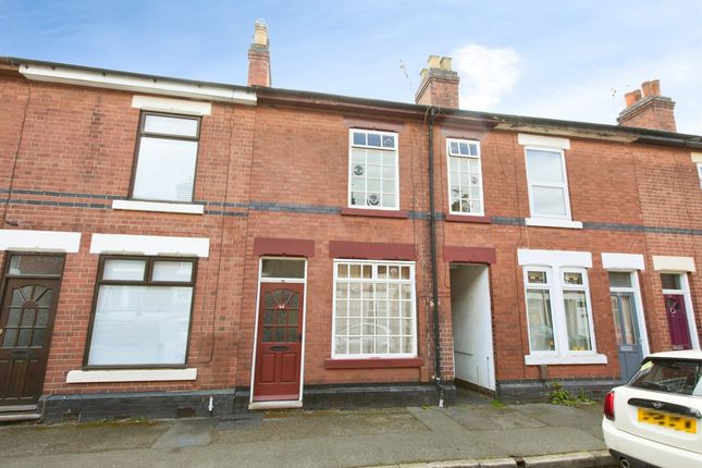 2 bed property, in Drage Street, £150,000