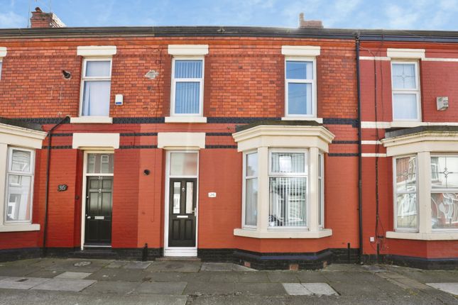 3 bed property, in St. Agnes Road, £125,000