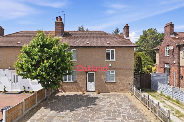 2 bed property, in Crown Road, £350,000