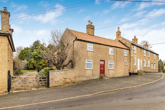 2 bed property, in West End, £175,000