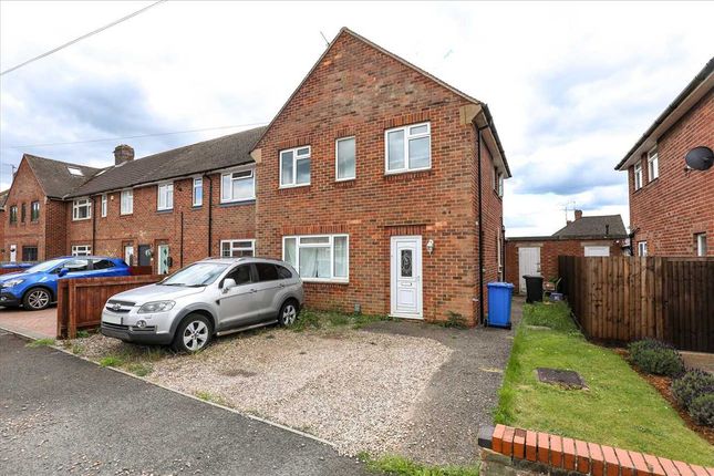 3 bed property, in Elm Road, £235,000