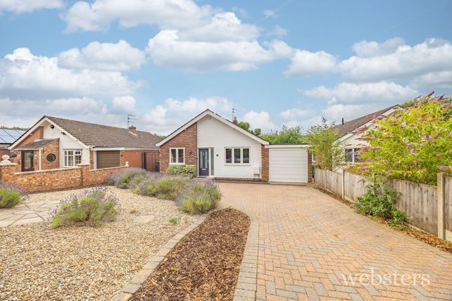 3 bed property, in Bone Road, £400,000
