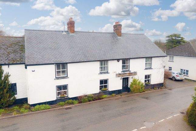 Studio, in Chawleigh, £370,000