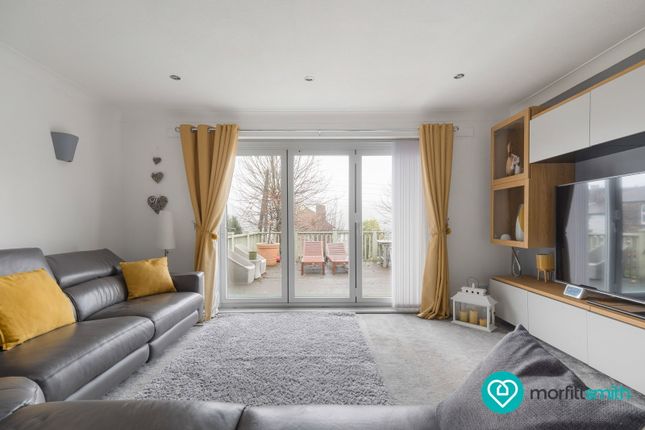 3 bed property, in Hope Road, £450,000