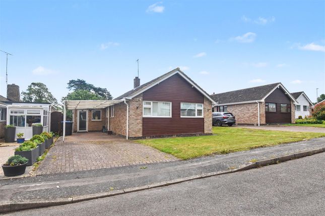 3 bed property, in Barnsdale Close, £355,000