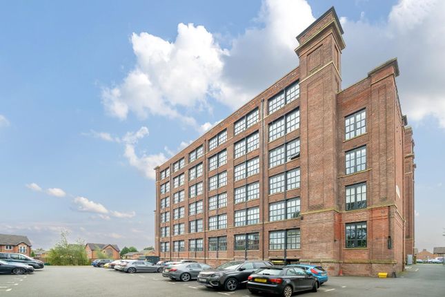 2 bed property, in Mather Lane, £150,000
