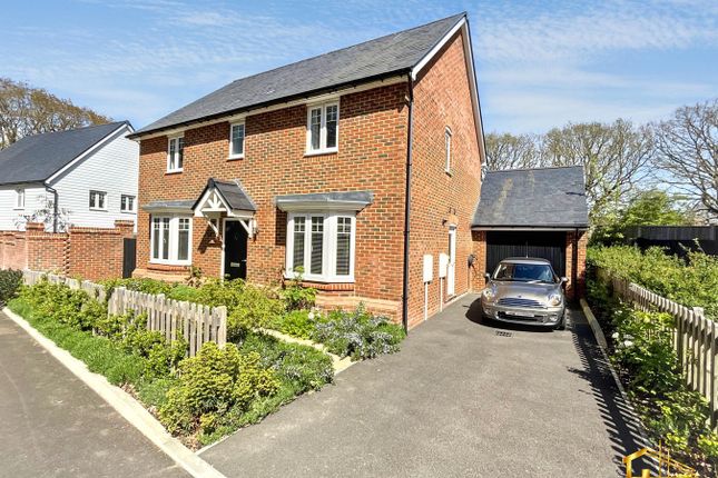4 bed property, in Stowe Drive, £529,950