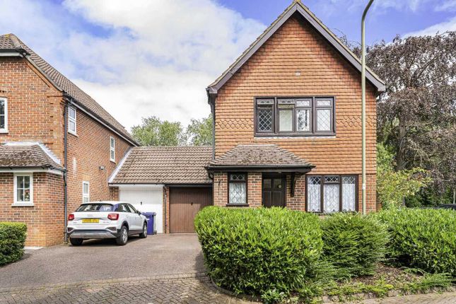 3 bed property, in Osborne Close, £730,000
