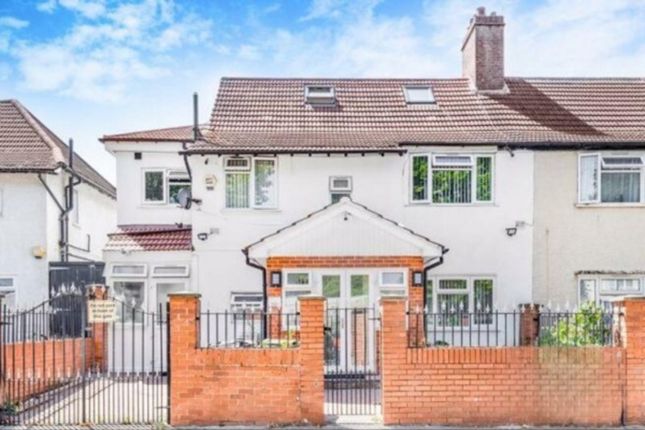 8 bed property, in Highbury Avenue, £775,000