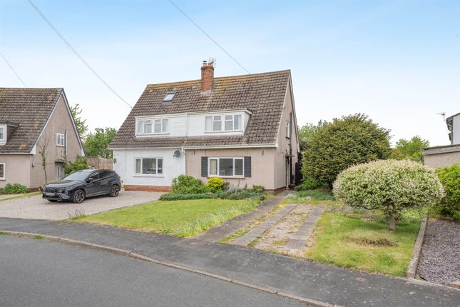 3 bed property, in St. Tewdrics Place, £295,000