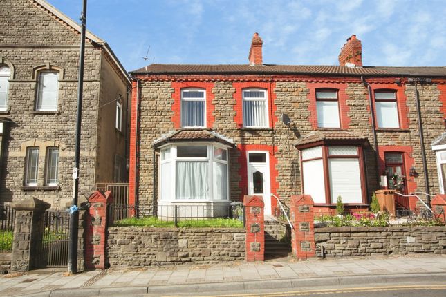 3 bed property, in Thomas Street, £140,000