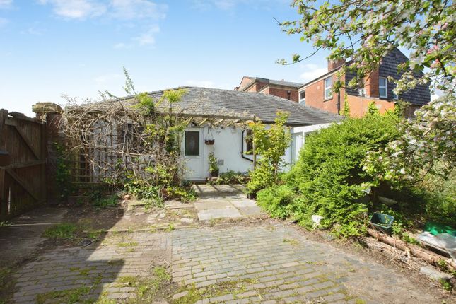 2 bed property, in Garstang Road, £219,000