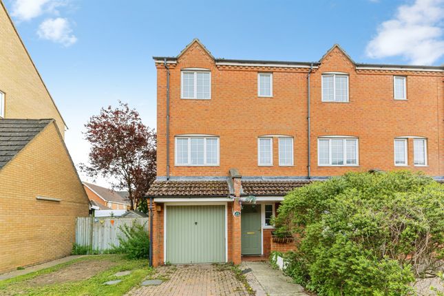 4 bed property, in West Cotton Close, £280,000