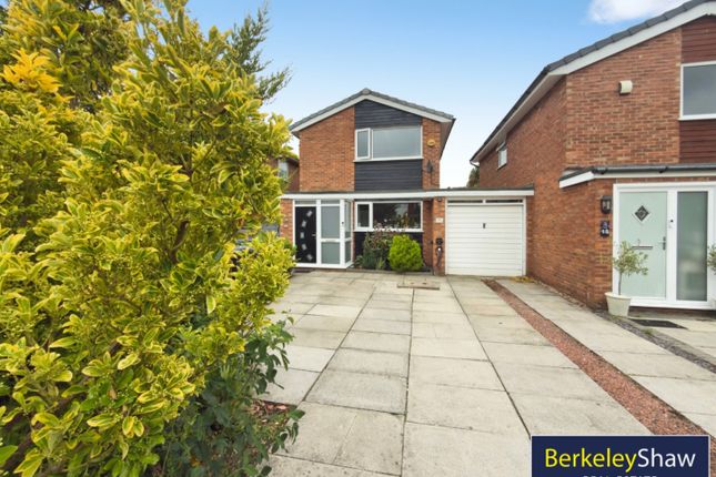 3 bed property, in Longton Drive, £300,000