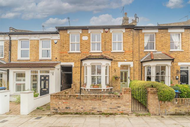 3 bed property, in Gordon Road, £625,000