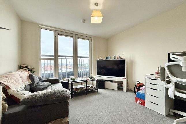 1 bed property, in Marsden Road, £85,000