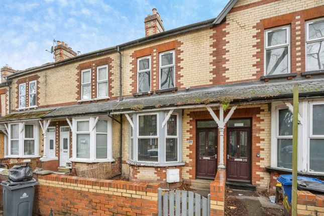 3 bed property, in Glyn Avenue, £100,000