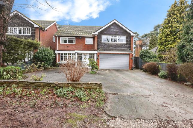 4 bed property, in Rectory Lane, £585,000