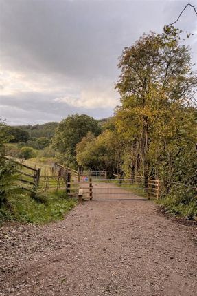Land, in Tyn Y Cestyll Road, £40,000