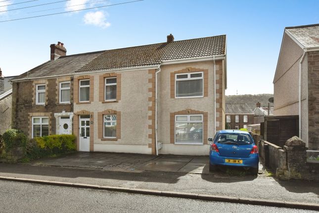 3 bed property, in Brecon Road, £270,000